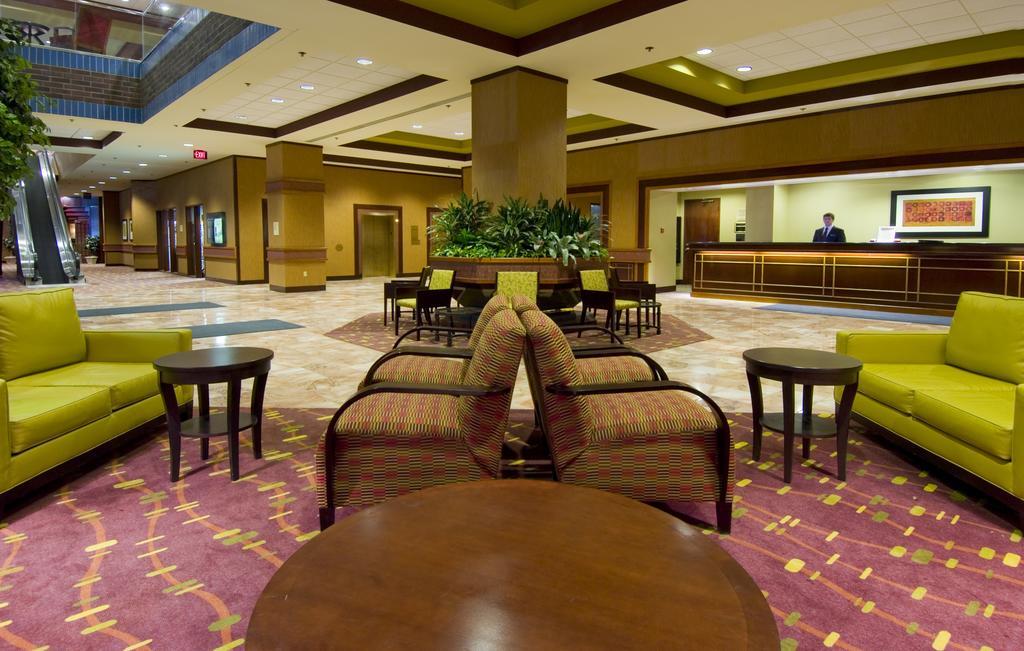 Hotel Doubletree By Hilton Lansing Wnętrze zdjęcie